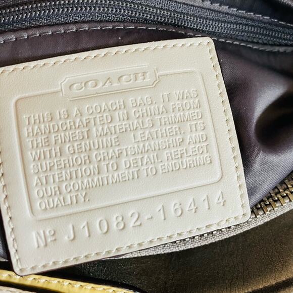 Coach and Four Cream and Black Shoulder Bag - Picture 4 of 10